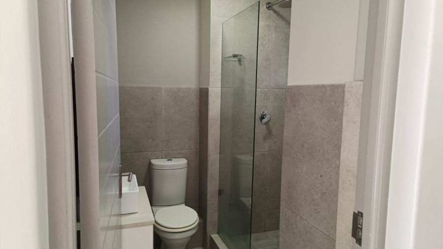 1 Bedroom Property for Sale in Table View Western Cape
